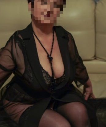 💫 Я живу в Москве, и готова доставить тебе незабываемое удовольствие. 😏 Мои услуги включают все, что ты только можешь себе представить: эксперименты, эротический массаж, стриптиз, интимные игры и горячие прелюдии. 🔥 Я гарантирую полное удовлетворение, внимание и конфиденциальность. 💋 У меня есть отличные отзывы и настоящие фото, на которых ты можешь оценить мою красоту. 📷 Не упускай возможность окунуться в мир страсти и наслаждения вместе со мной! 💏💦 Валерия